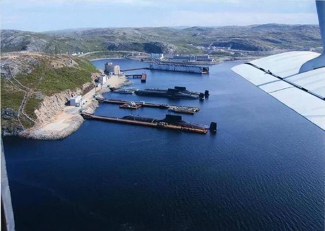 地震重创俄核潜艇基地！美2艘核潜艇试探中国救援舰12小时驰援