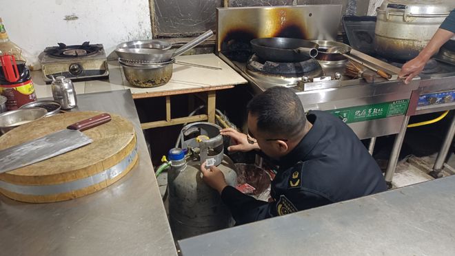 榜罗镇市场监督管理所开展燃气领域专项整治工作